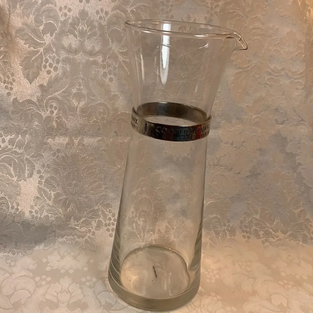 Coopers Hawk Winery And Restaurant Wine Decanter Carafe 32 Ounces Pour Spout EUC